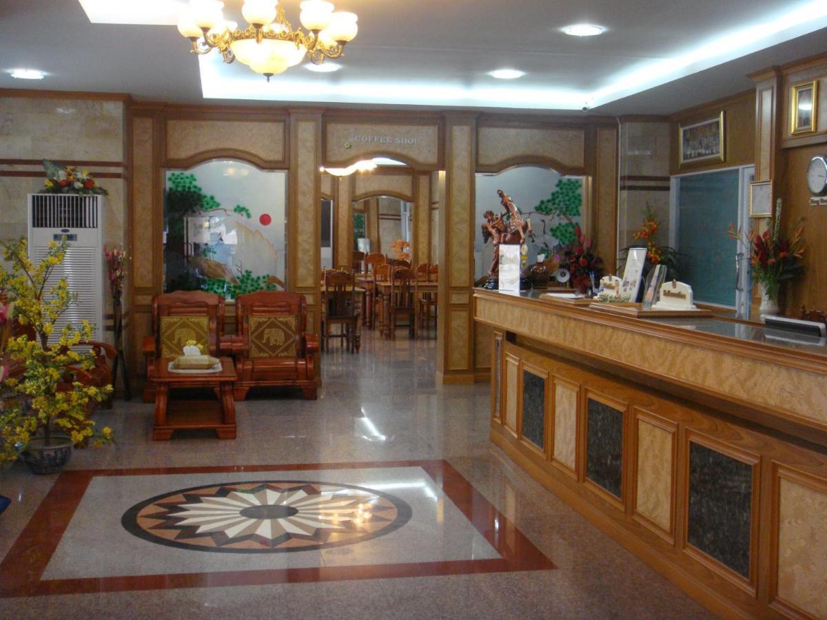 Submukda Phoomplace Hotel Mukdahan Luaran gambar