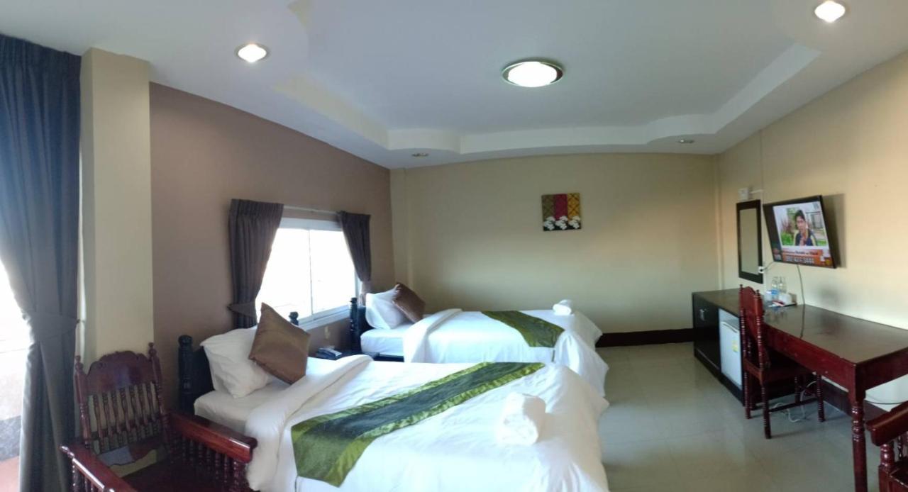 Submukda Phoomplace Hotel Mukdahan Luaran gambar