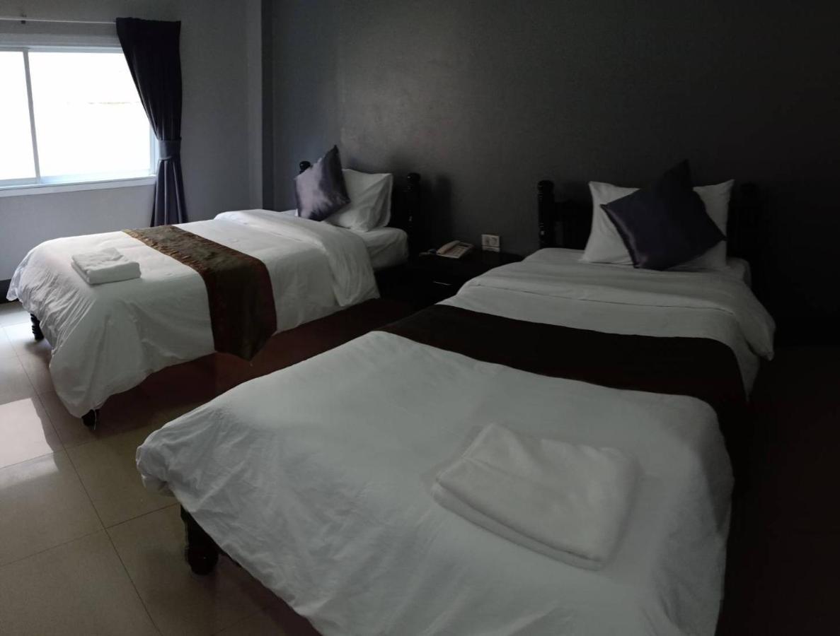 Submukda Phoomplace Hotel Mukdahan Luaran gambar