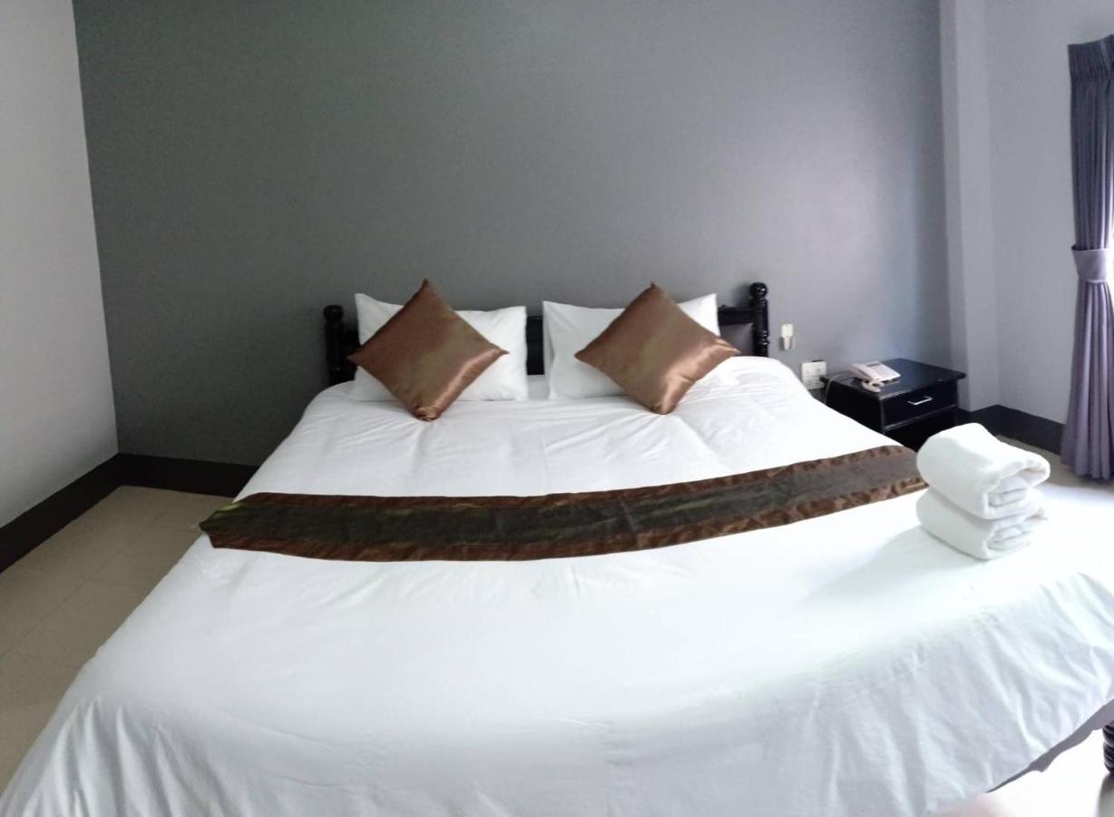 Submukda Phoomplace Hotel Mukdahan Luaran gambar