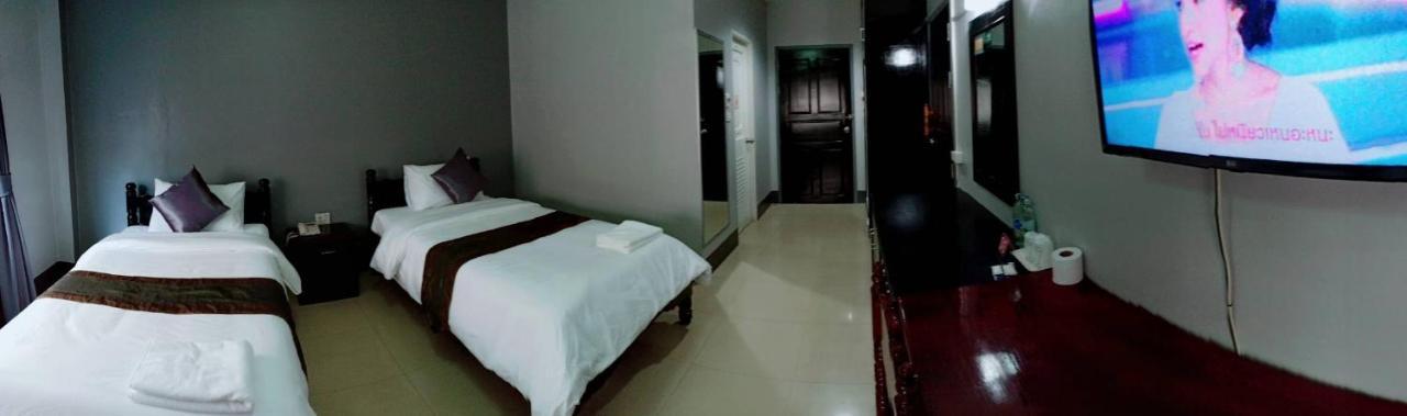 Submukda Phoomplace Hotel Mukdahan Luaran gambar